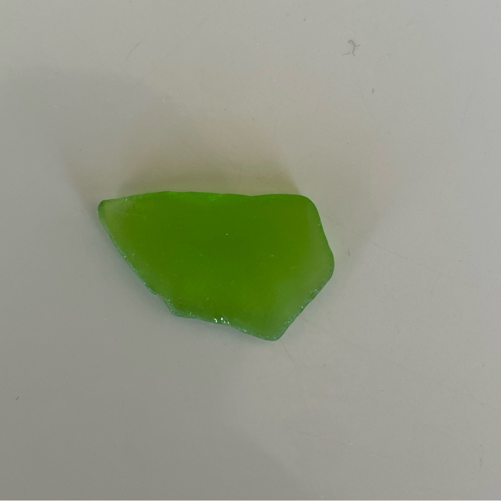 Lot of 6 pieces of seaglass. NOT ALL INCLUDED!! 6 random pieces of seaglass